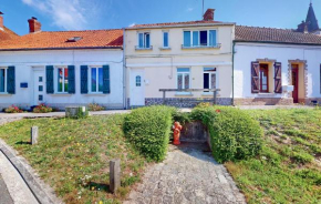 Lovely Home In Neuville-Sous-Montreuil With Wifi